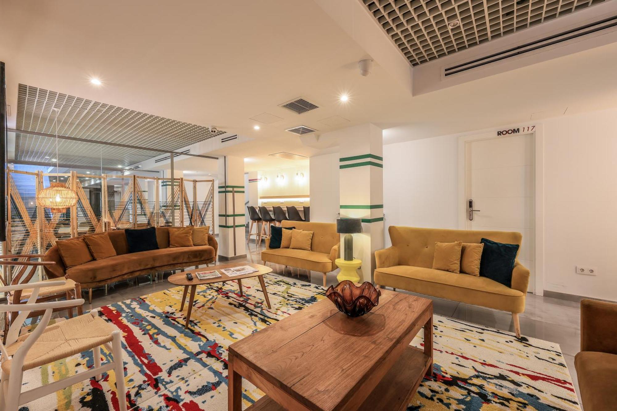 Amazinn Places Chamberi Madri Exterior foto